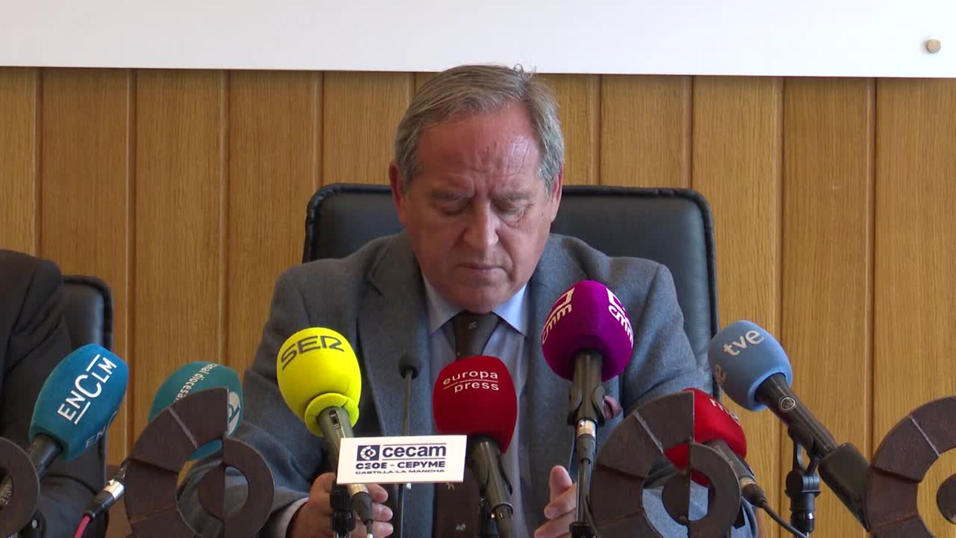 Cecam achaca la bajada del paro al "efecto" de la Semana Santa