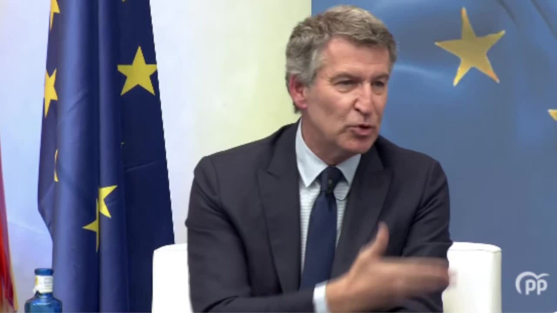 Feijóo acusa a Sánchez de buscar "relato mentiroso" y "despreciar la democracia"