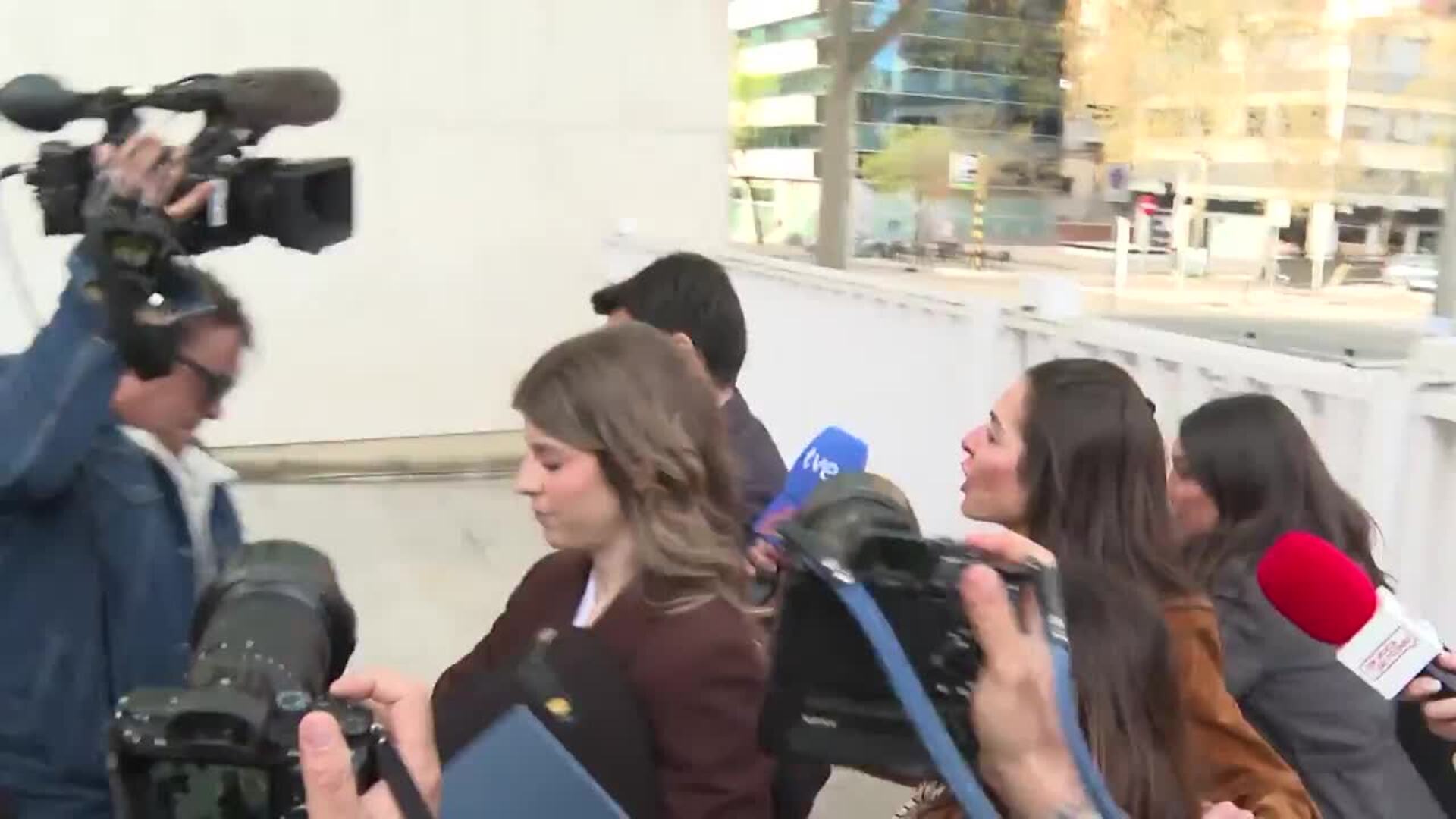 La jueza procesa a la pareja de Ayuso en la investigación por el presunto fraude fiscal
