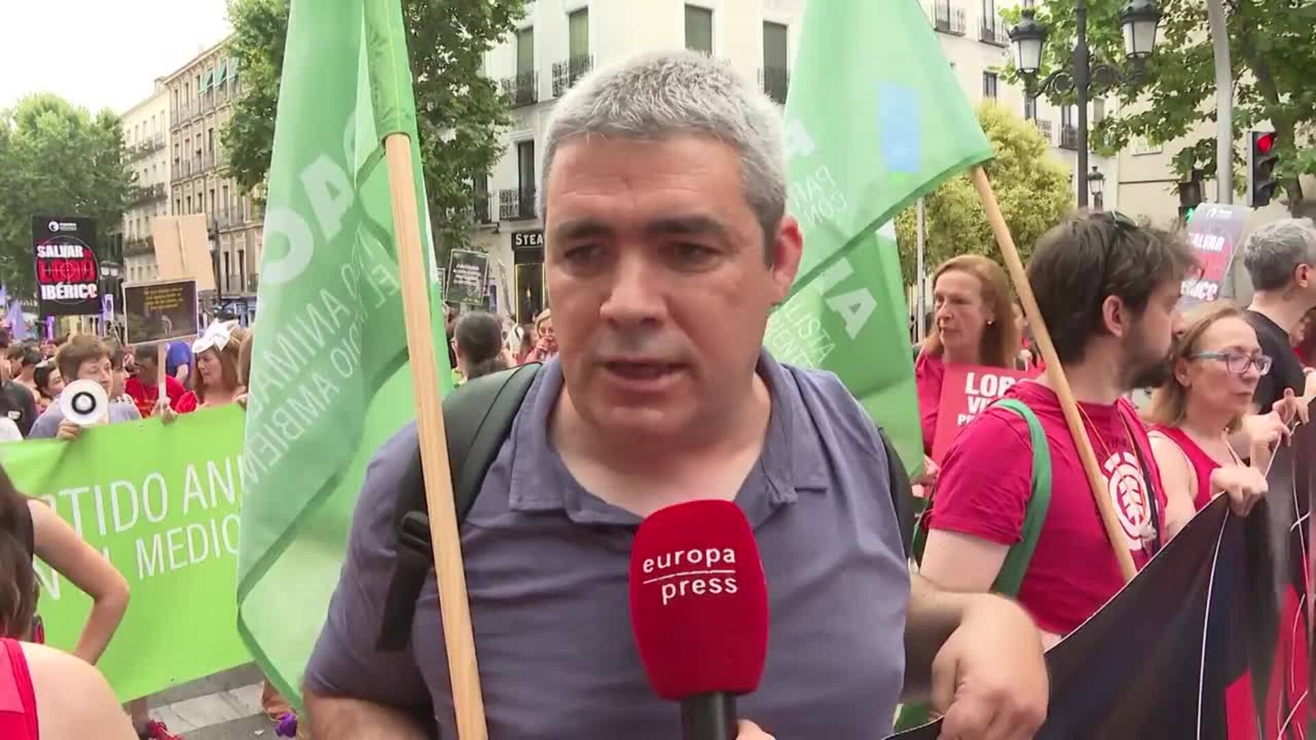 PACMA y Lobo Marley critican la eliminación de la protección nacional del lobo