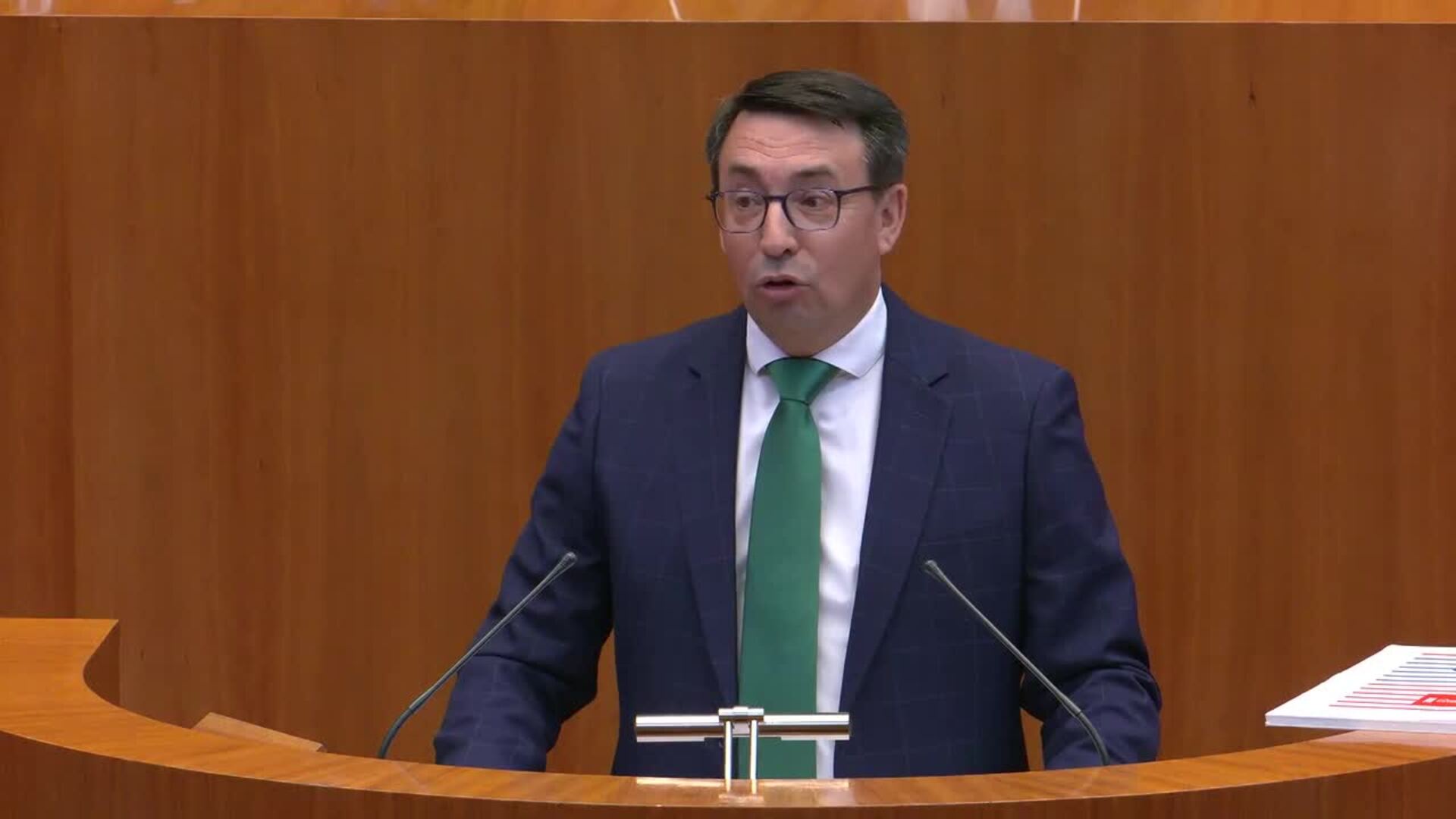 Reproches mutuos sobre corrupción centran el debate de una PNL en defensa de la Guardia Civil