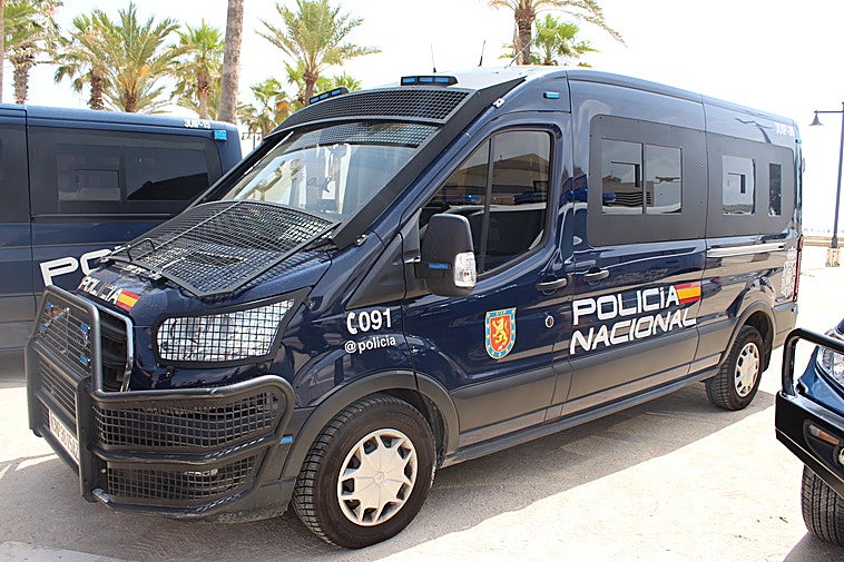 Un hombre, a prisión por atracar con violencia extrema gasolineras de Valencia con vehículos robados