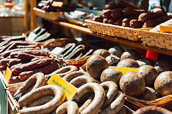 El embutido tradicional de la Marina Alta estrena la temporada de ferias de Els Magazinos