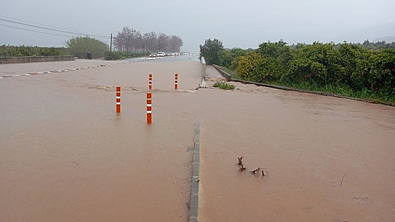Tres municipios de la Marina Alta registran más de 130 litros por metro cuadrado y otros tres superan los 100 este miércoles