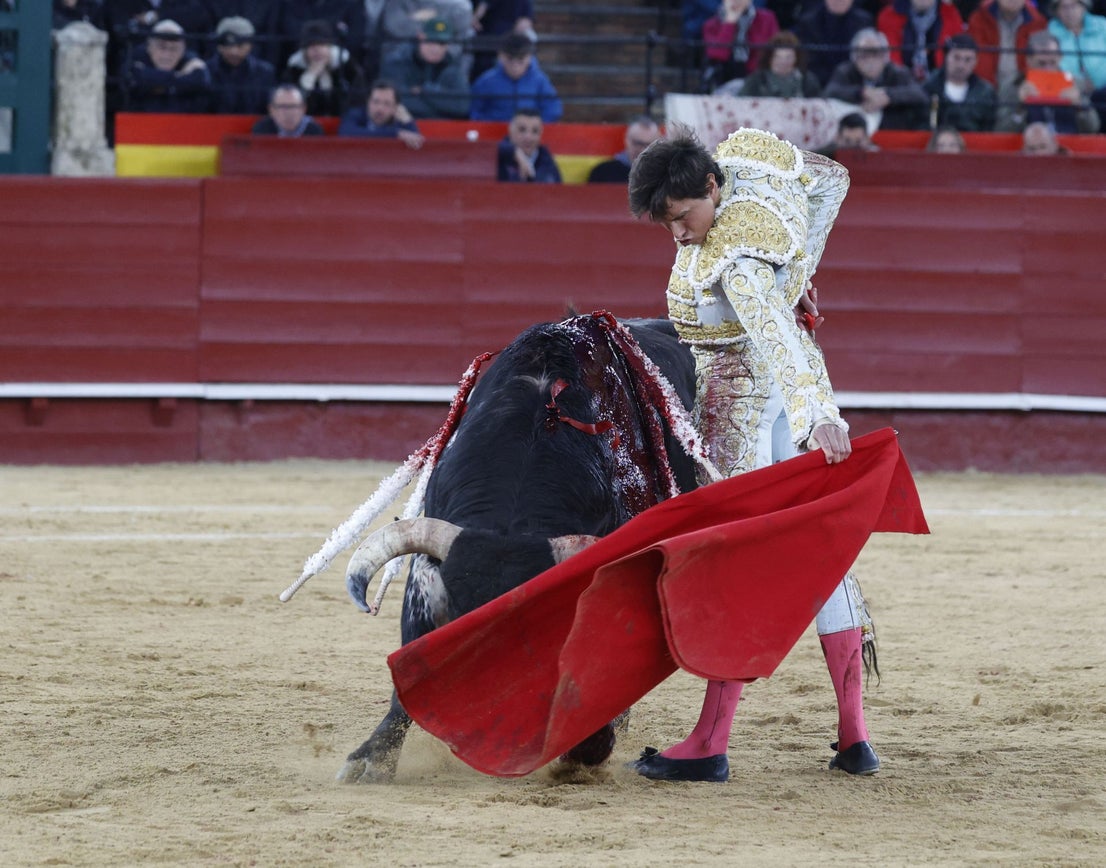 FOTOS | Así ha sido la segunda corrida de la Feria de Fallas 2026 ...