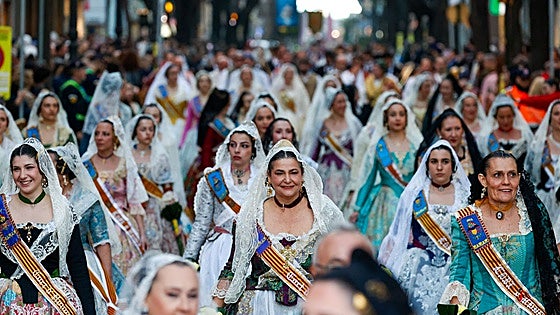 Catalá abre la puerta a que la Ofrenda empiece el 16 de marzo en 2027
