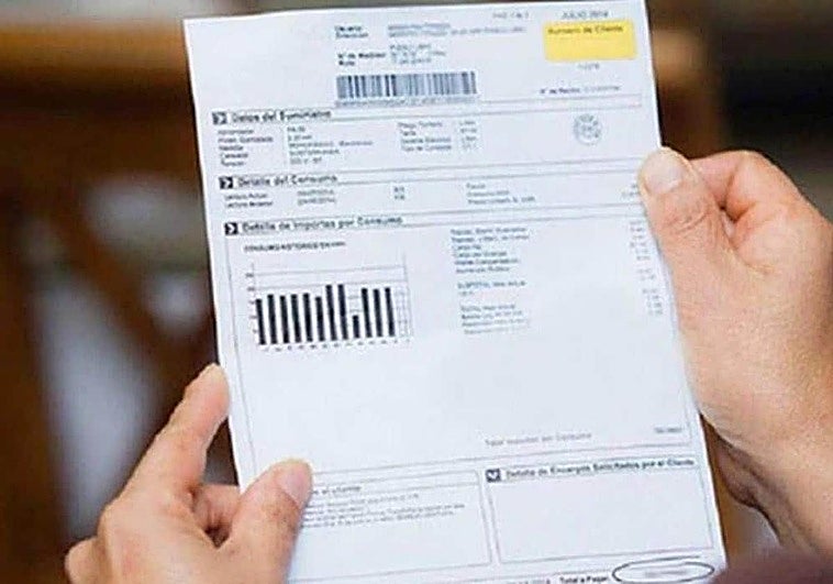 El precio de la luz del miércoles 25 de marzo se desploma y deja siete horas con un coste negativo