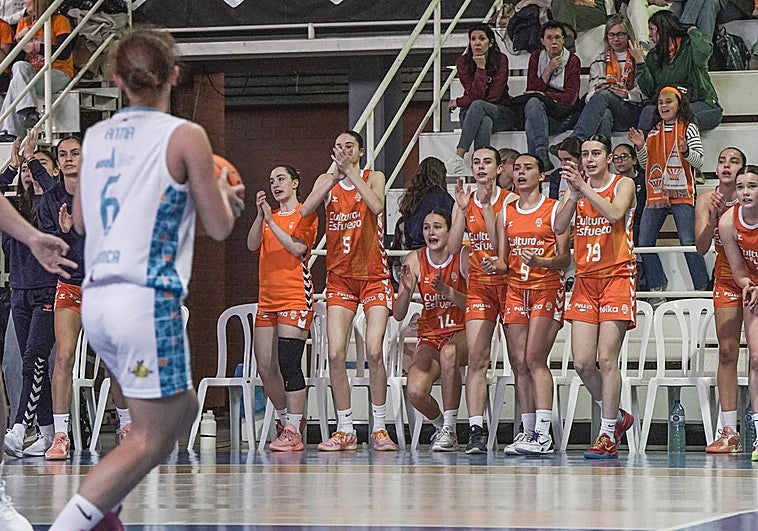 Victoria contundente para luchar por el quinto puesto de la Minicopa LF Endesa