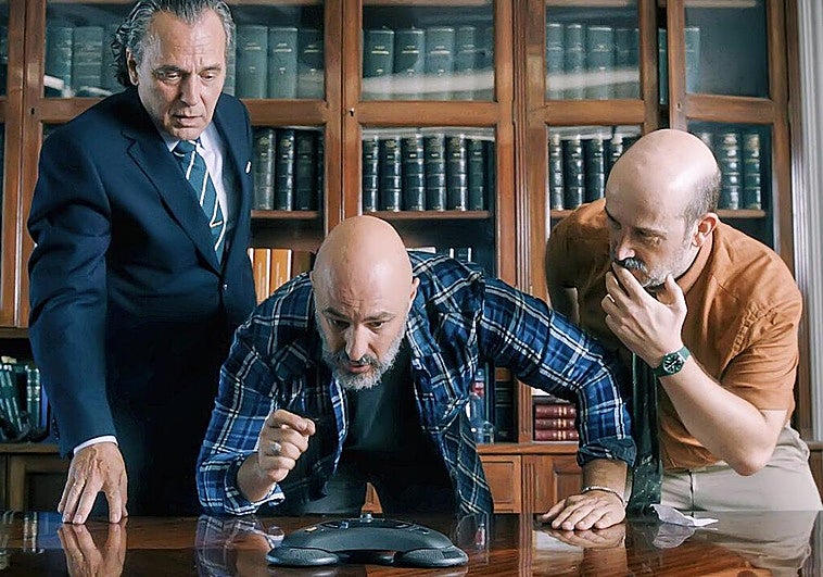 Qué películas ver hoy en televisión: de la icónica cinta de Brooke Shields a una divertida comedia con José Coronado