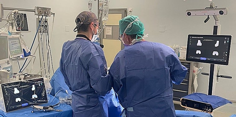 El Hospital de Xàtiva incorpora la cirugía robótica para prótesis de rodilla