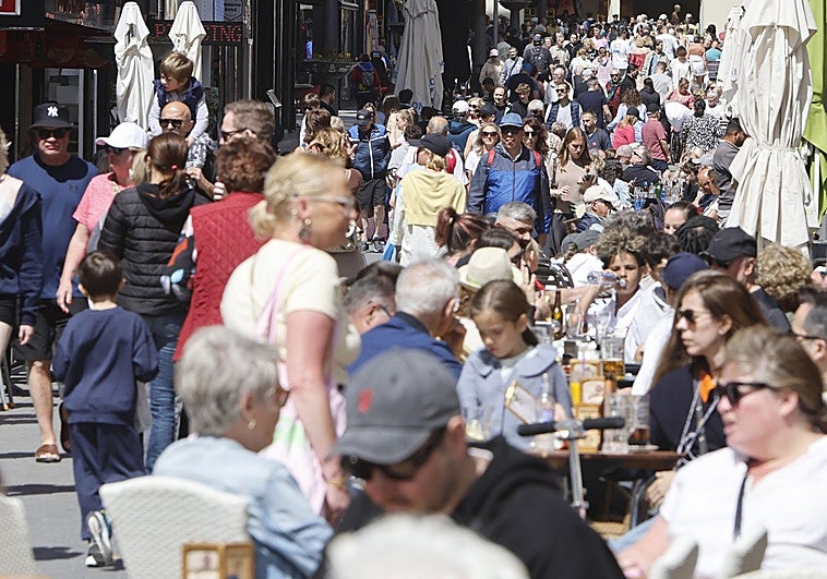 Los británicos pierden interés por vivir en la Comunitat: Países Bajos supera a Reino Unido y ya es el primer país comprador de vivienda en la región