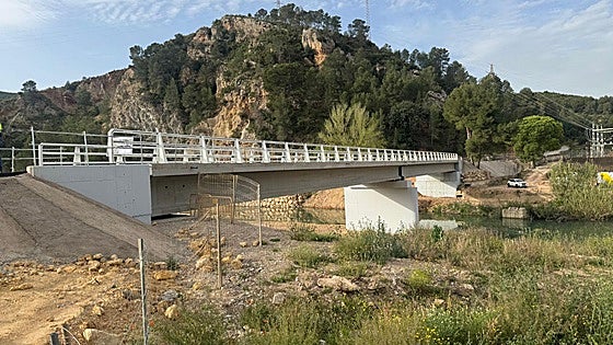 Bugarra y Sot de Chera tendrán listas sus playas fluviales antes de la temporada veraniega
