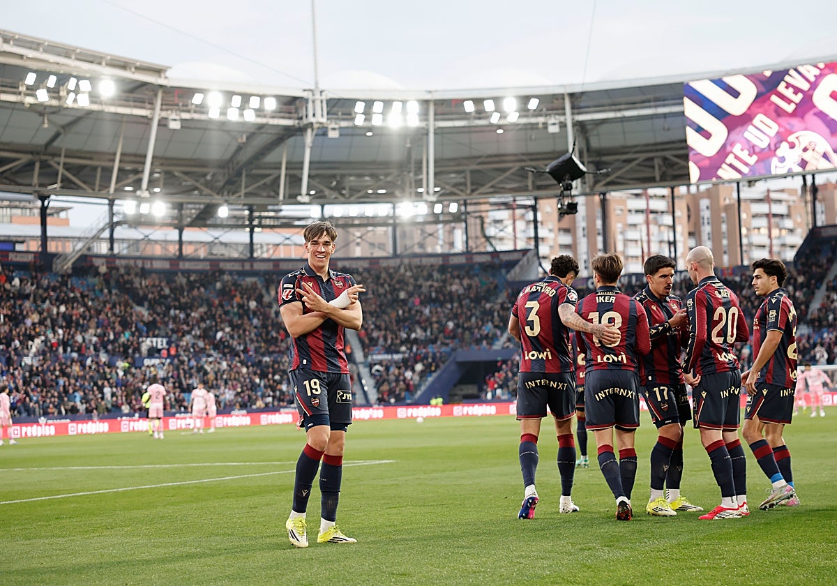 Levante UD | El Levante pone a la venta las entradas para los tres ...