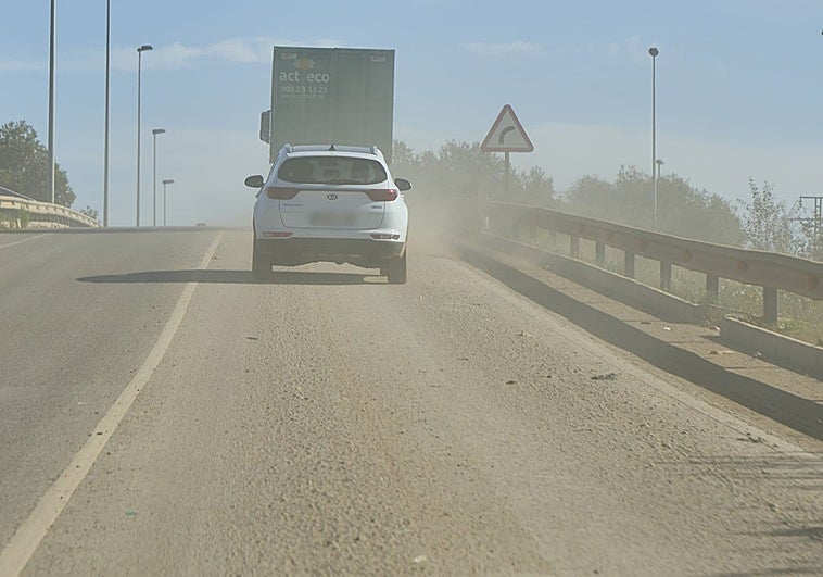 El Ayuntamiento indica qué se debe hacer ante el episodio de polvo en suspensión sobre Valencia