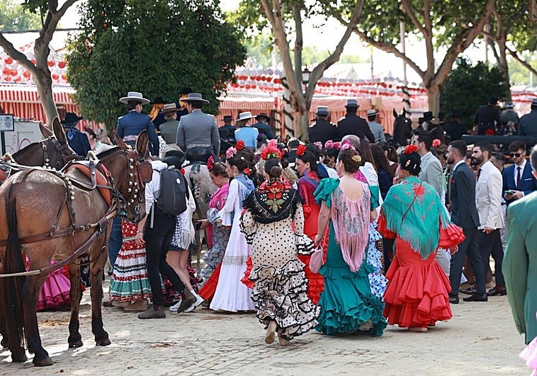 Guía completa de la Feria de Abril de Sevilla 2026: horarios, ubicación, casetas públicas y carteles