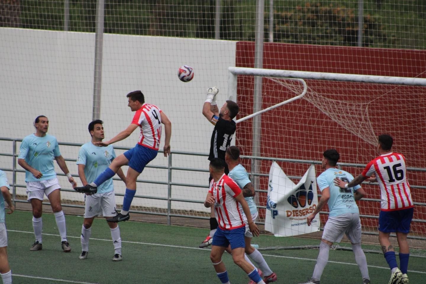 El CD Jávea se asegura la permanencia