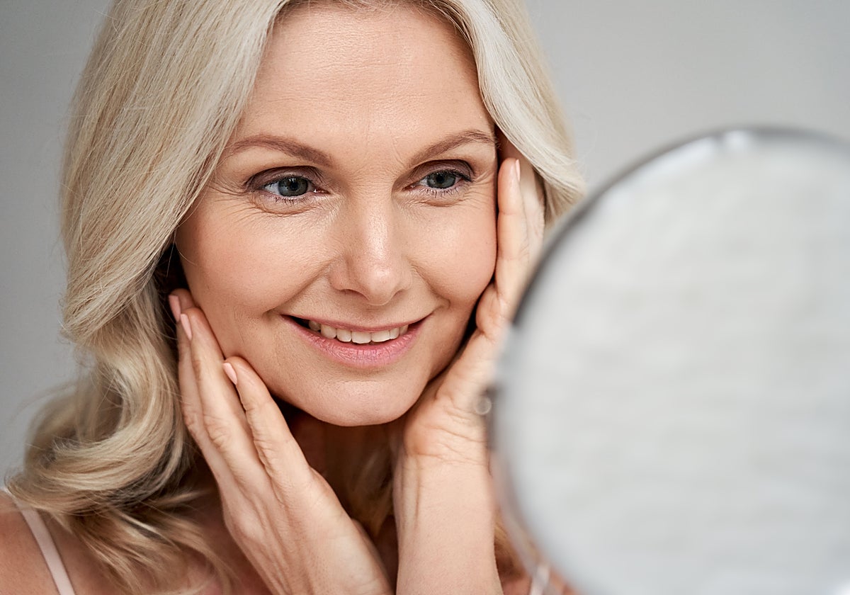Lourdes Moreno, dermatóloga: «No apliques retinol después de lavarte la cara, es el enemigo número 1 del agua»