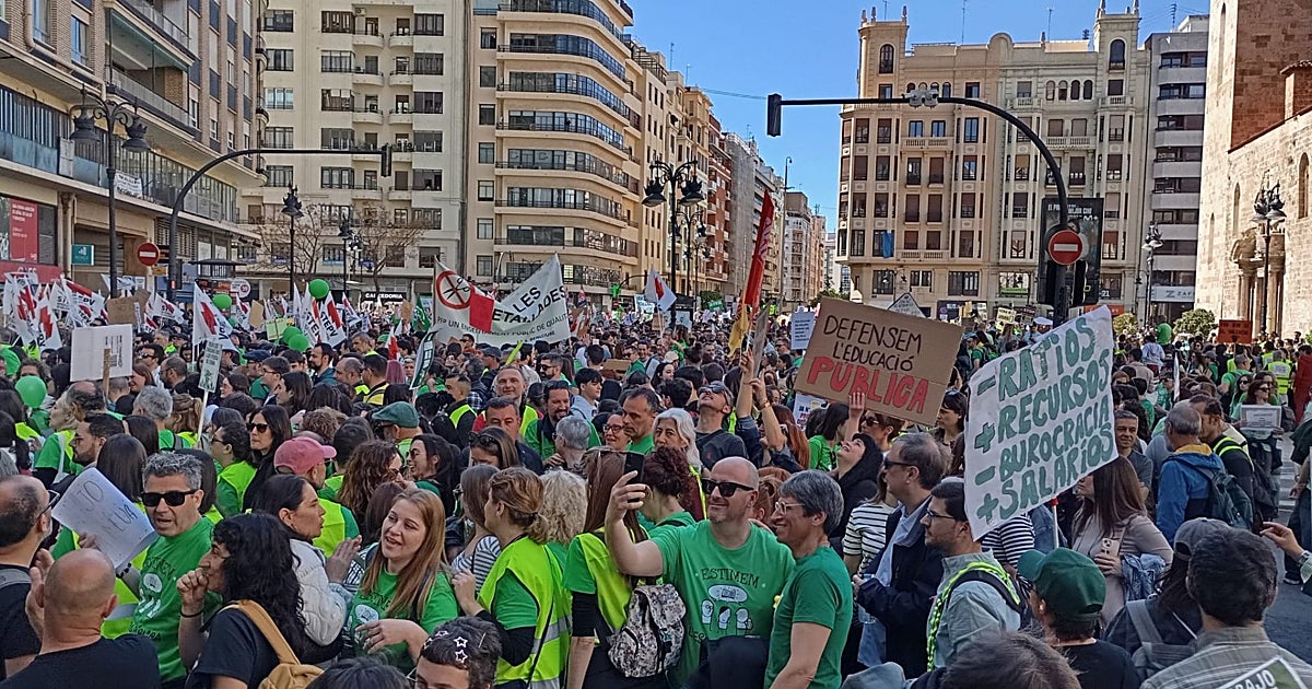 La gran manifestación de profesorado en Valencia llegará el 15 de mayo