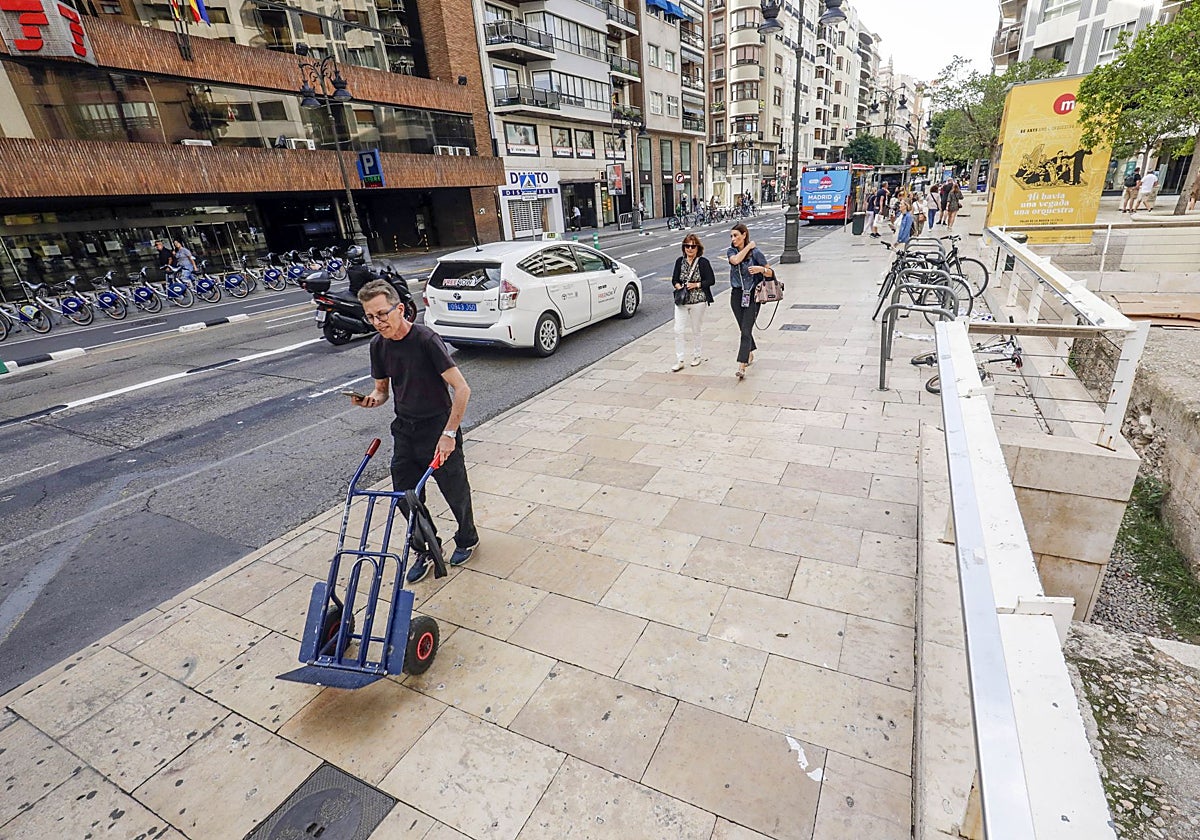 Becsa y Pavasal se disputan el contrato de 2,6 millones para reformar la calle Colón de Valencia