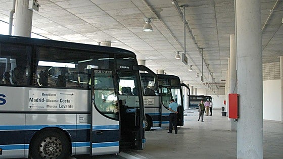 Dos nuevas líneas de autobús unirán Valencia con Benidorm y Alicante con Torrevieja