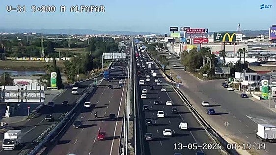 Un accidente en la Pista de Silla a la altura de Sedaví provoca más de siete kilómetros de atascos sentido Valencia