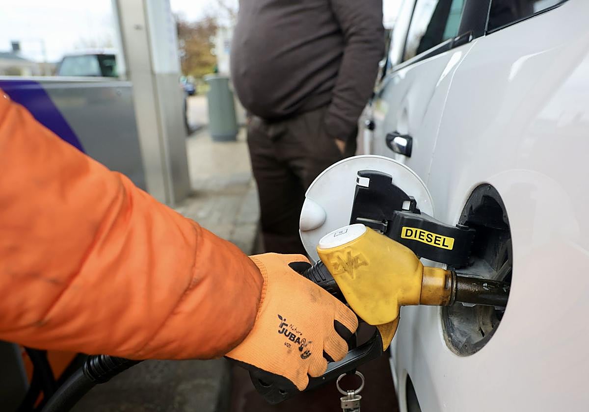 El precio de la gasolina y el diésel desde hoy 14 de mayo: el coste de llenar el depósito este fin de semana