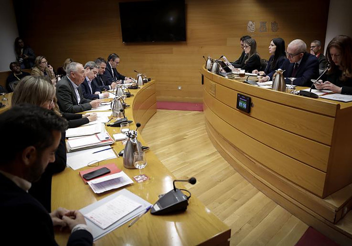 La comisión dana no sirve para nada: el PP culpa al Gobierno y la ...