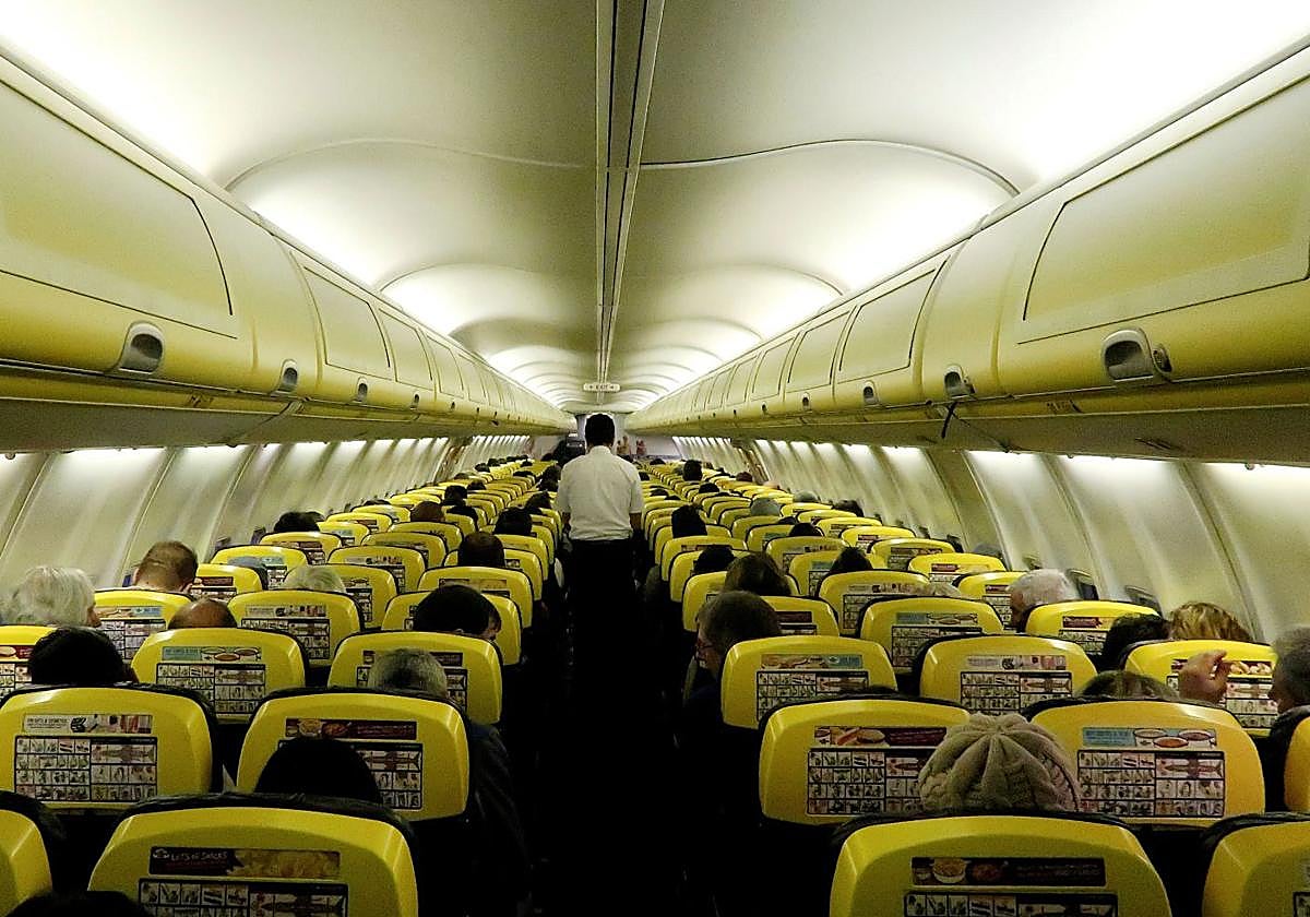 Una pasajera de Ryanair gana el mayor premio de la historia con un rasca y gana de avión