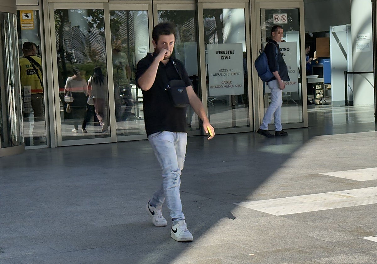 Prostituye a su novia menor de edad por 200 euros en Cullera