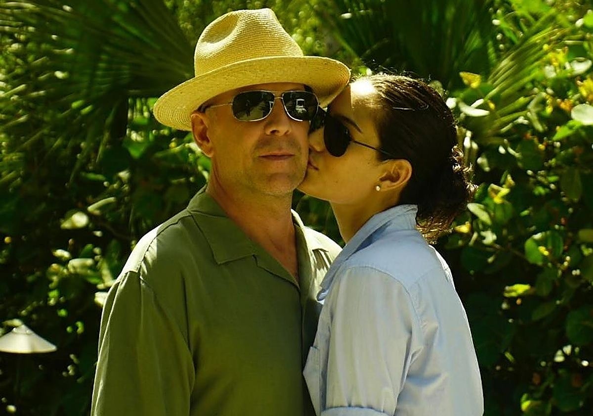 La mujer de Bruce Willis se sincera sobre la dura realidad del actor en su lucha contra la demencia: «Hacemos todo lo que podemos»