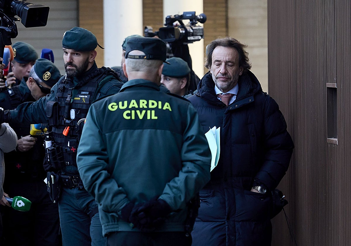 El núcleo duro de Mazón tampoco participó en el chat del Con
