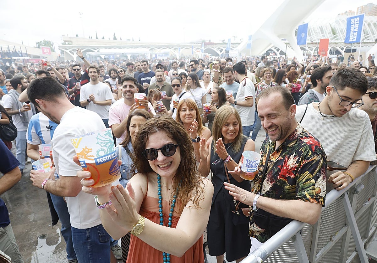 Afectados por la cancelación del Festival de Les A