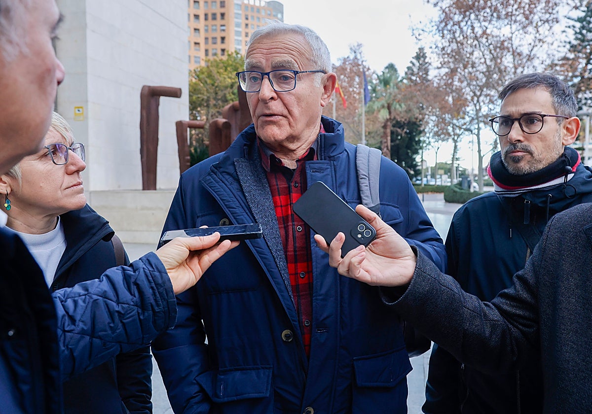 El juez mantiene la imputación de Ribó y prorroga seis meses