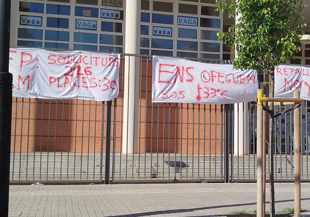 El IES Baleares se rebela contra las altas temperaturas en las aulas ...