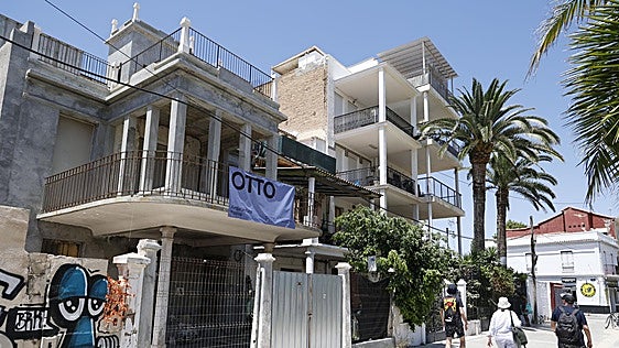 Renace una joya olvidada de Demetrio Ribes: el chalé del Cabanyal que estuvo okupado se rehabilita como vivienda