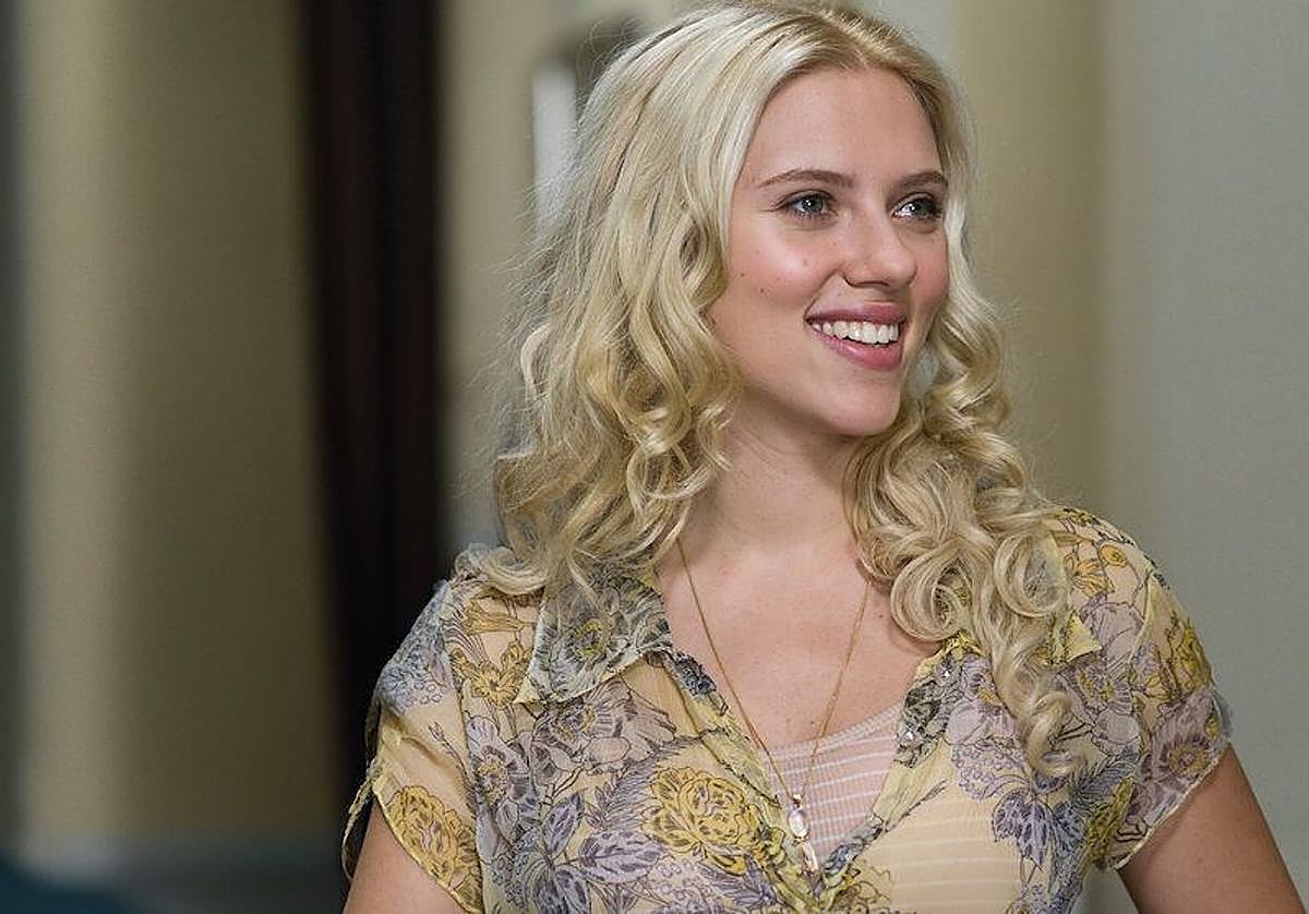 Qué películas ver hoy en televisión: de la comedia romántica de Bradley Cooper con Scarlett Johansson a un thriller con Angelina Jolie