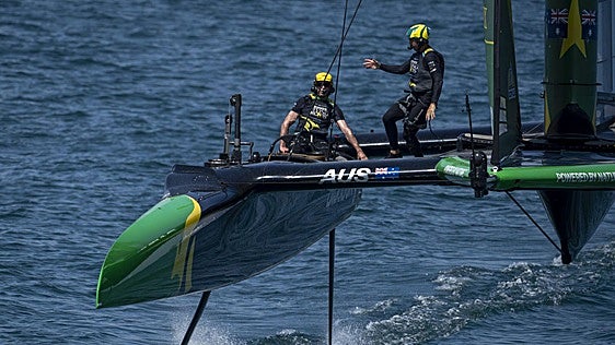 Fotos: la SailGP trae a Valencia a actores famosos de Hollywood