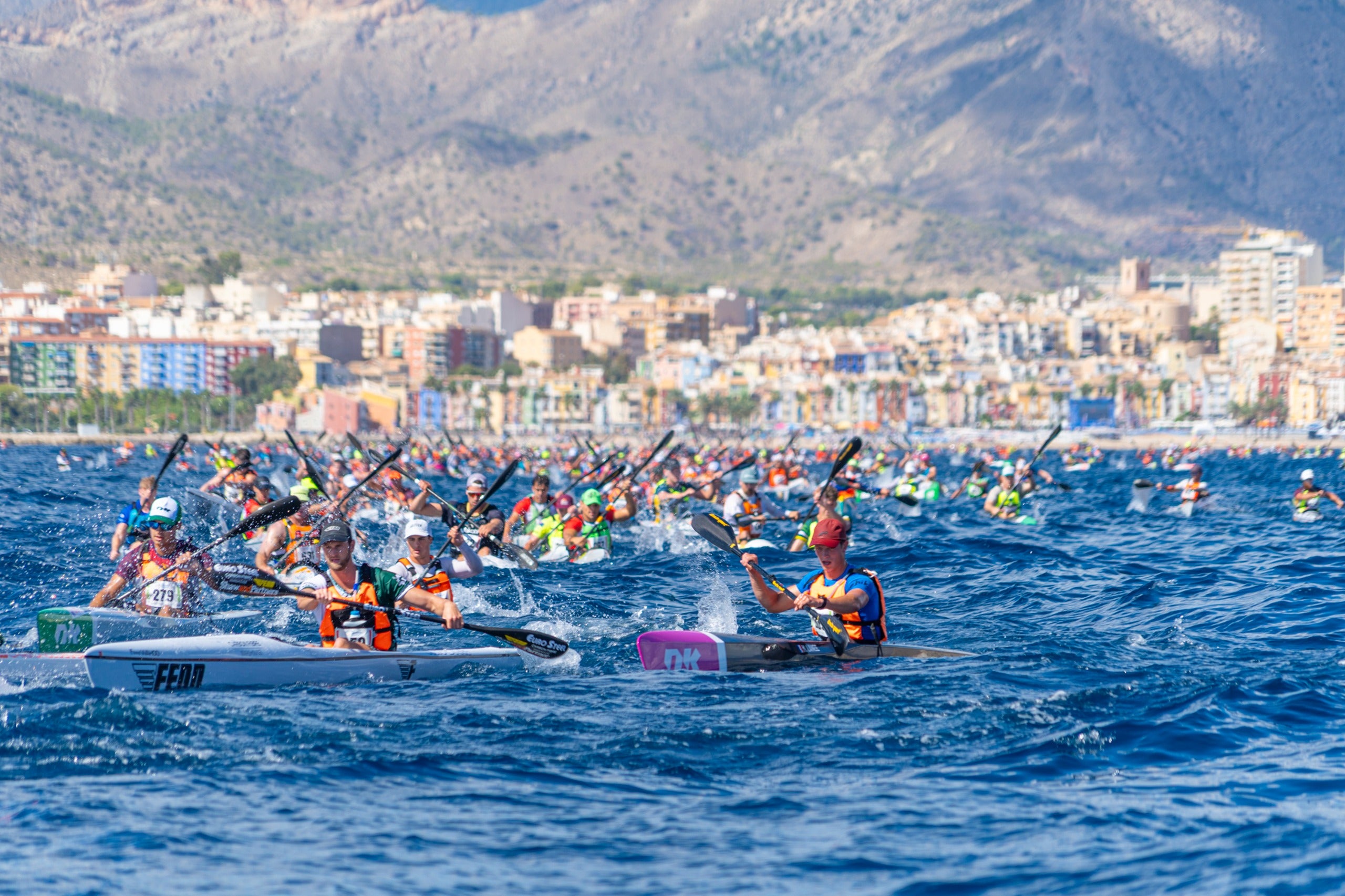 Villajoyosa le pasa el testigo a Tahití como sede del Mundial de Kayak de Mar 2027
