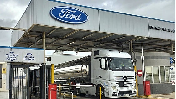 Ford vuelve a producir tras agosto, con la tranquilidad de la alianza con Geely