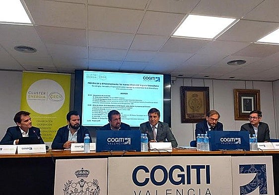 El sector ve en las baterías una vía para revitalizar la fotovoltaica y reclama agilizar su tramitación