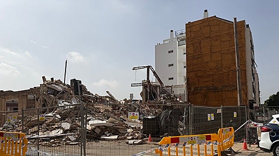 Benetússer tramita una segunda vivienda para otra de las familias afectadas por el derrumbe