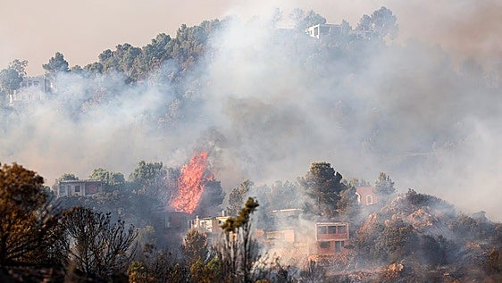 El fuego convierte la Comunitat en un infierno