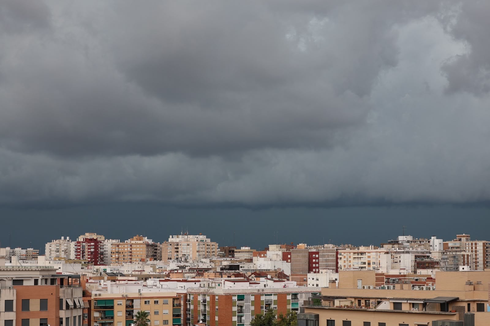 Las localidades de la Comunitat donde más está lloviendo hoy