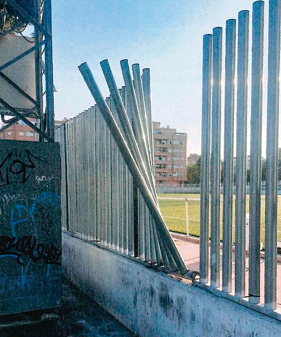 La Policía Local de Picassent identifica al menor que forzó la valla del campo de fútbol