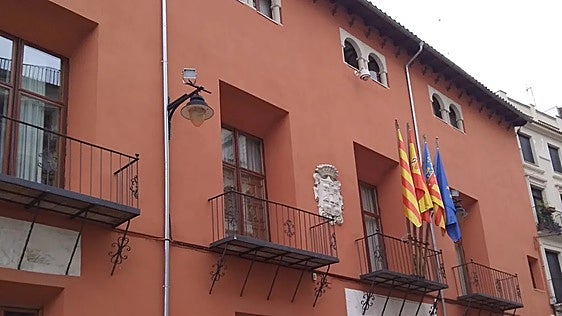 El PSPV de Ontinyent denuncia el «colapso» en las resoluciones de la dependencia