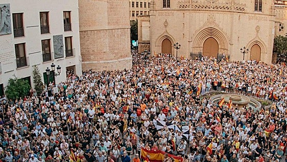 Una ola de solidaridad recorre todos los municipios valencianos