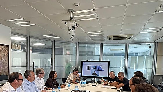 El personal de prevención de incendios mantiene las protestas al no garantizar el Consell la ampliación del periodo de vigilancia
