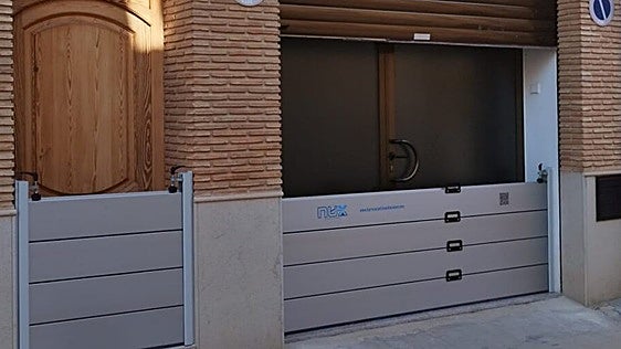 Torrent trabaja en una línea de ayudas a vecinos para instalar barreras antiinundación