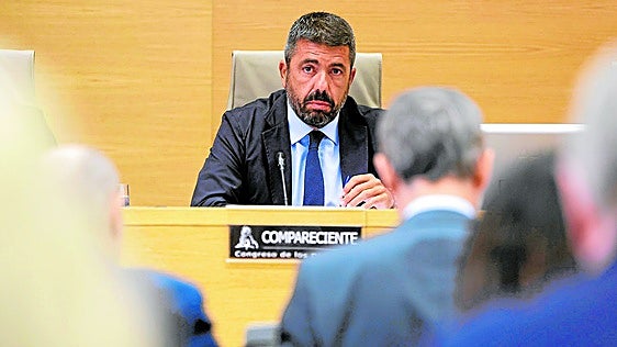 «Que vuelvan más bombas-lapa, que sientas que cada día puede ser el último», otra de las amenazas a Mazón