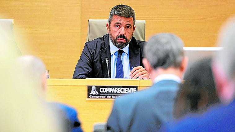 «Que vuelvan más bombas-lapa, que sientas que cada día puede ser el último», otra de las amenazas a Mazón